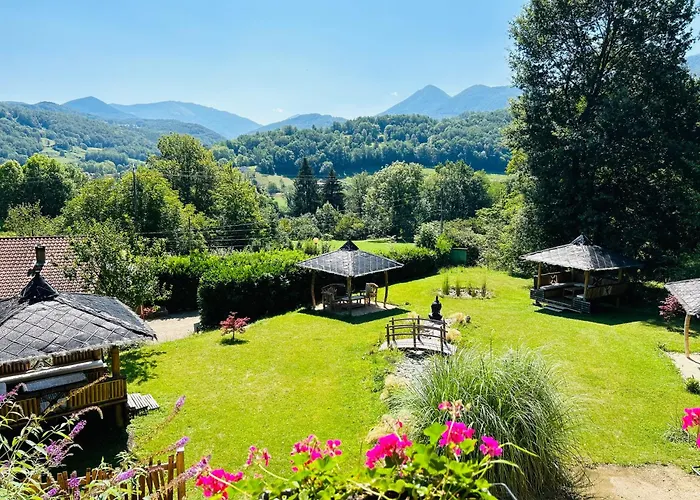 Camping-Gites Au songe du Valier